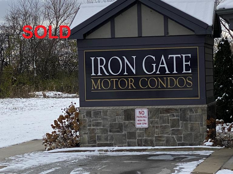 2212 Ferry Road, Unit 103, Naperville, IL