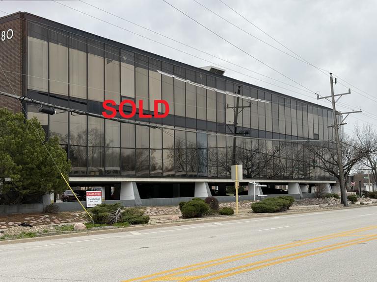 380 E. Northwest Hwy., Des Plaines, IL